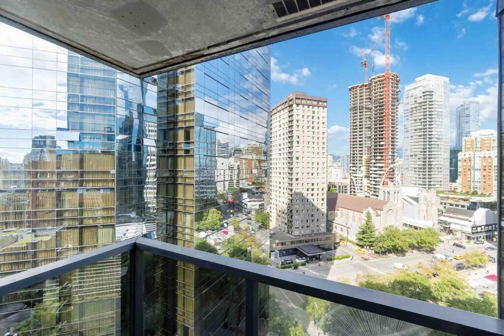 2Br Condo With Breathtaking View In Downtown! Free Parking - 6 Sleep Vancouver Exterior photo